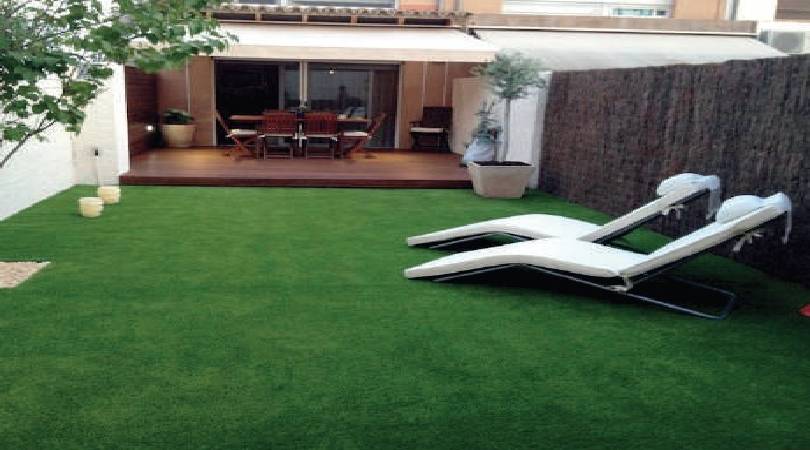 sundeck-seating-area-amenities-codename-divine-bhavani-developers-ghatkopar-west-mumbai-maharashtra-set-3