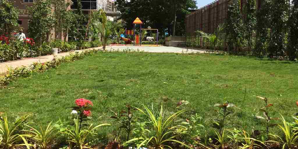landscaped-garden-amenities-skyline-viha-skyline-group-vidyavihar-west-mumbai-maharashtra-set-3