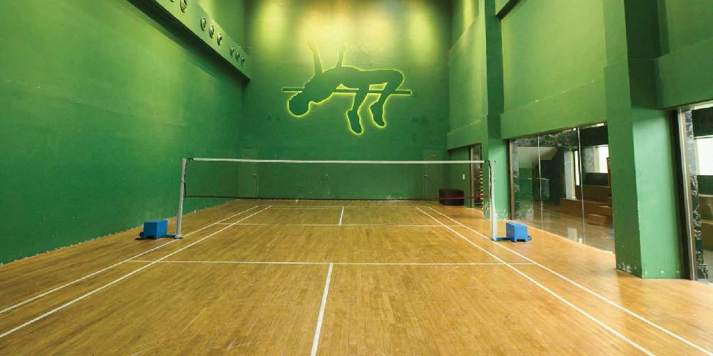 badminton-court-amenities-neelam-sylph-residences-mulund-east-mumbai-maharashtra-set-3