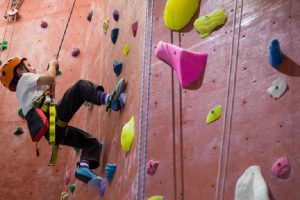 rock-climbing-wall-amenties-nirvaana-pearl-nirvaana-lifespaces-subhash-nagar-chembur-east-mumbai-maharashtra-set-2