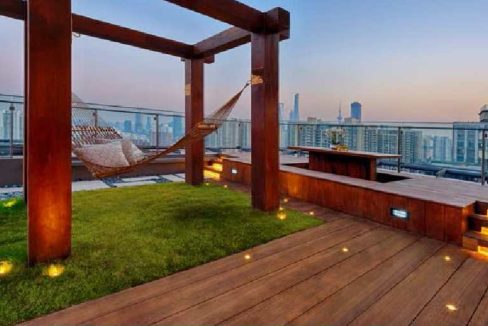 wooden-deck-amenities-ajmera-eden-codename-showstopper-ajmera-realty-pant-nagar-ghatkopar-east-mumbai-maharashtra-set-3