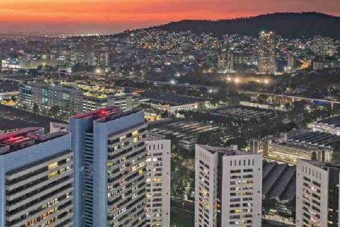 night-view-godrej-vistas-godrej-properties-vikhroli-mumbai-maharashtra-set-3