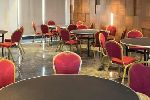 banquet-area-amenities-naman-habitat-shree-naman-group-andheri-west-mumbai-maharashtra-set-3