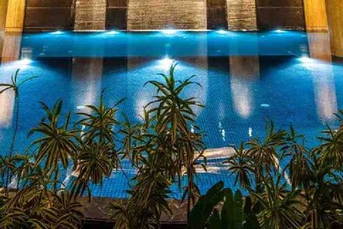 indoor-swimming-pool-amenities-sunteck-signia-isles-bandra-east-mumbai-maharashtra-set-3